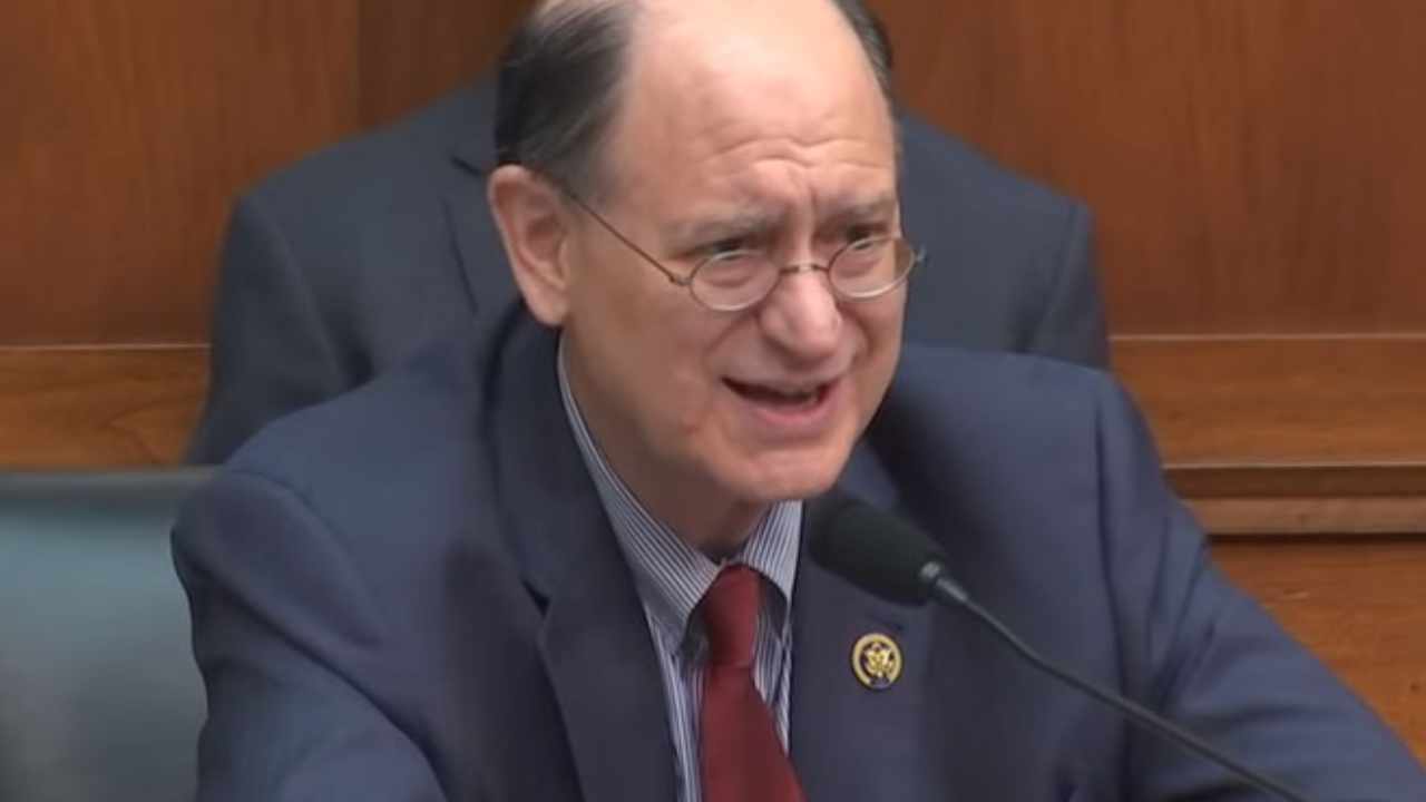 Us Lawmaker Says 'Too Much Money And Power' Behind Crypto To Ban It