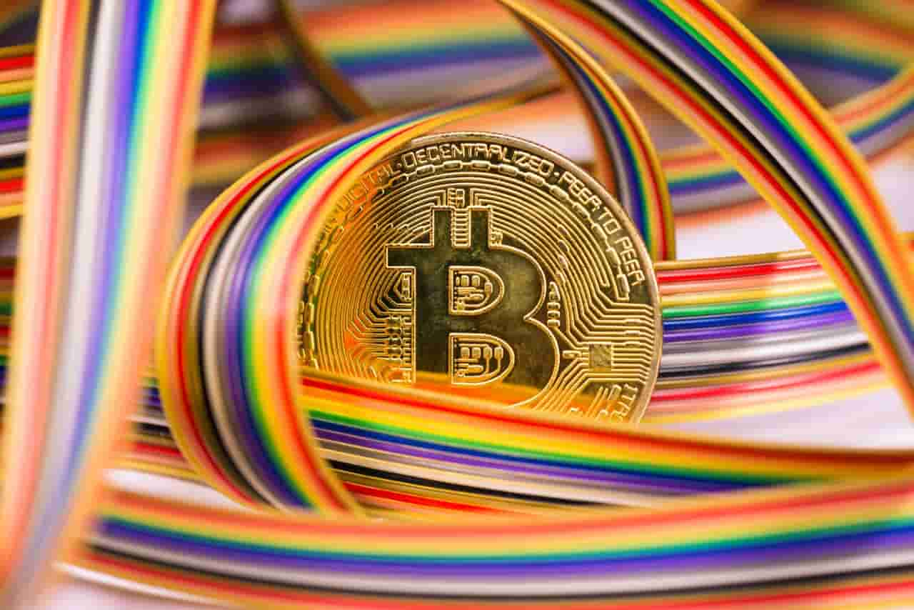 'Bitcoin Rainbow' Chart Hints Btc Could Reach 6-Figure Price Within 2 Years