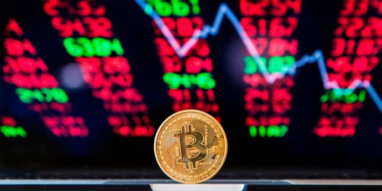 Bitcoin Falls After Fed Skips Rate Hike In June, But Points To Two More Increases This Year