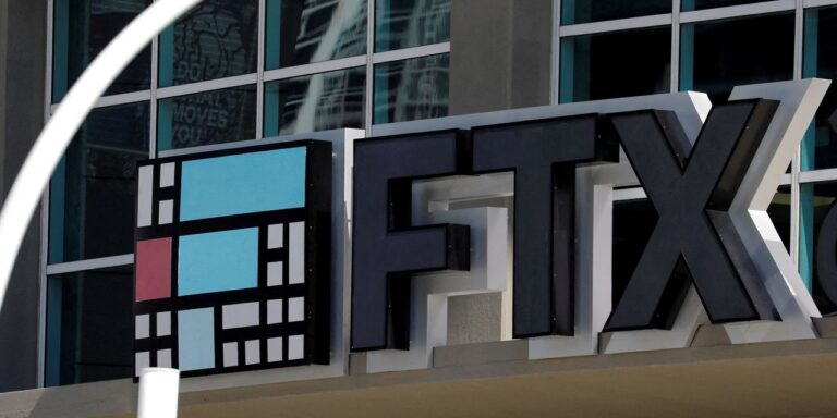 Wsj News Exclusive | Ftx Begins Talks On Reboot Amid Regulatory Crackdown On Crypto Exchanges