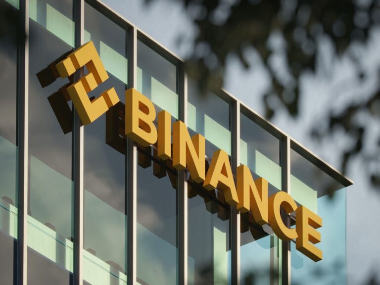 Signal Binance Launches Thai Cryptocurrency Exchange