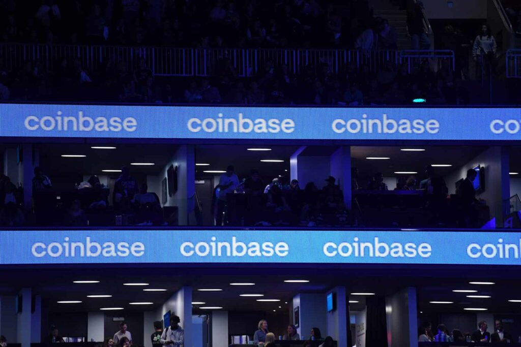 Coinbase To Capitalize On Bitcoin Surge, Raise $1 Billion With Convertible Note Sale