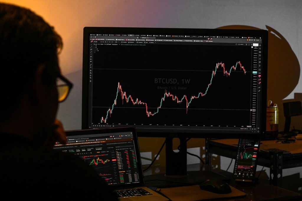 Asia Crypto Investing (Btc): Traders Eye Riches In Korea, Philippines, Hong Kong