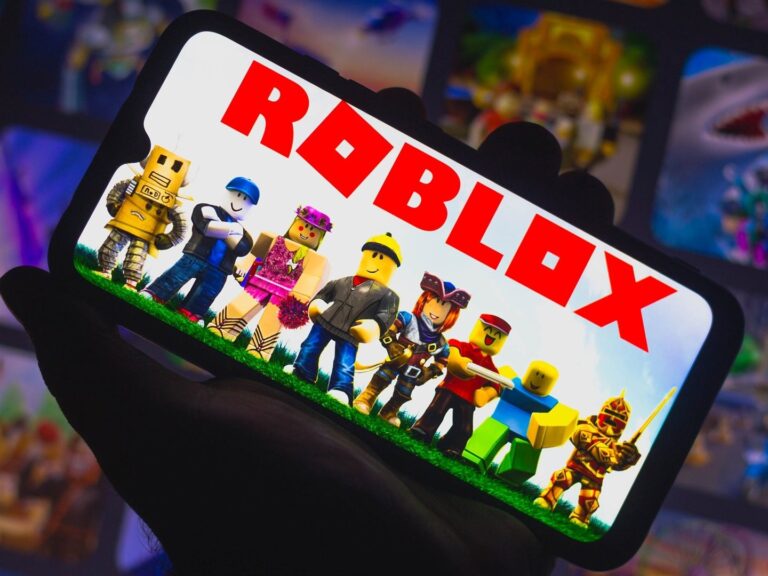 Roblox Has More Than 70 Million Daily Active Users And Is Attracting Interest From Big South African Companies. (Sopa Images/Getty Images)