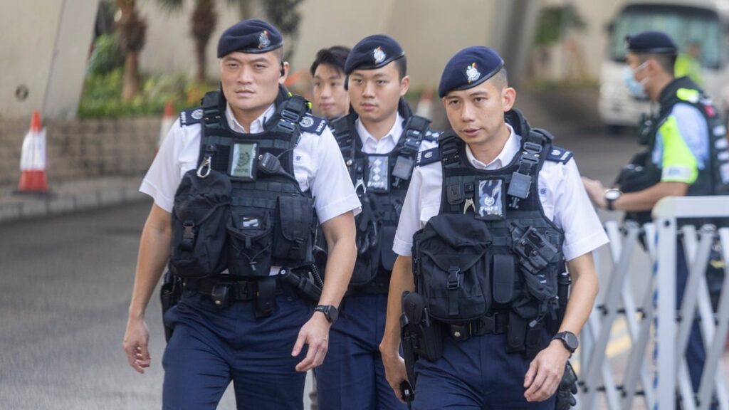 Hong Kong Police Arrest Quartet Accused Of Using Counterfeit Banknotes To Swindle Crypto Traders - Bitcoin.com News