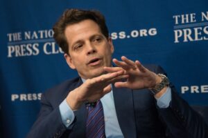 Anthony Scaramucci Calls For Bipartisan Crypto Regulation, 'Applauds' Donald Trump For Coming Towards The Industry