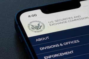 Paul Atkins Takes Helm at SEC, Signals New Era for Crypto Regulation - CoinCentral
